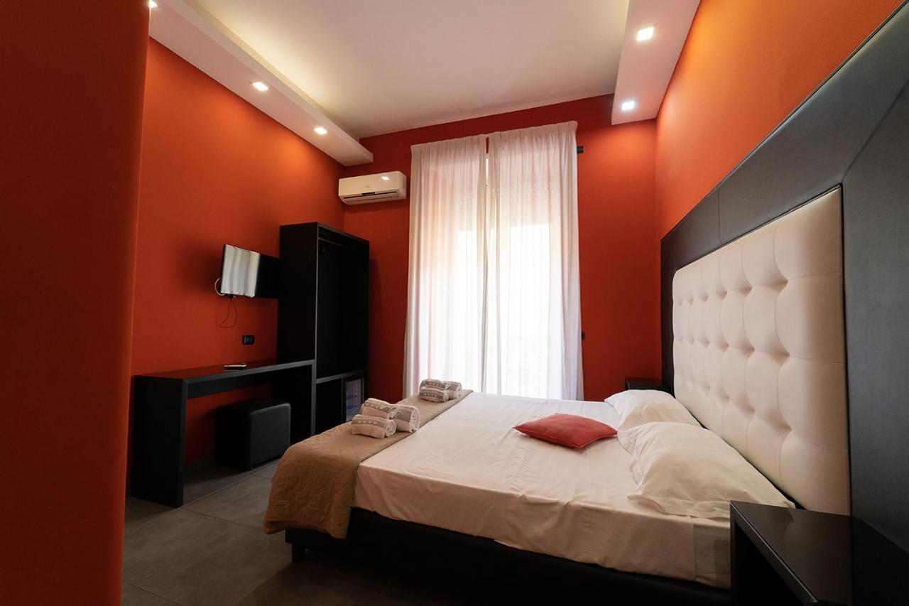 Готель Royal House Napoli Centro, By Clapa Group Екстер'єр фото