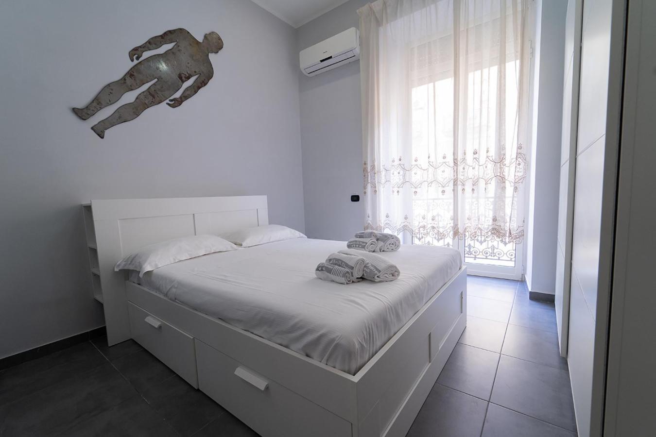Готель Royal House Napoli Centro, By Clapa Group Номер фото