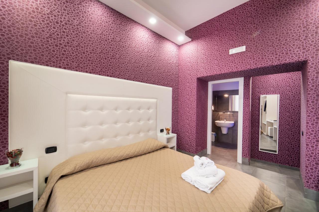 Готель Royal House Napoli Centro, By Clapa Group Екстер'єр фото