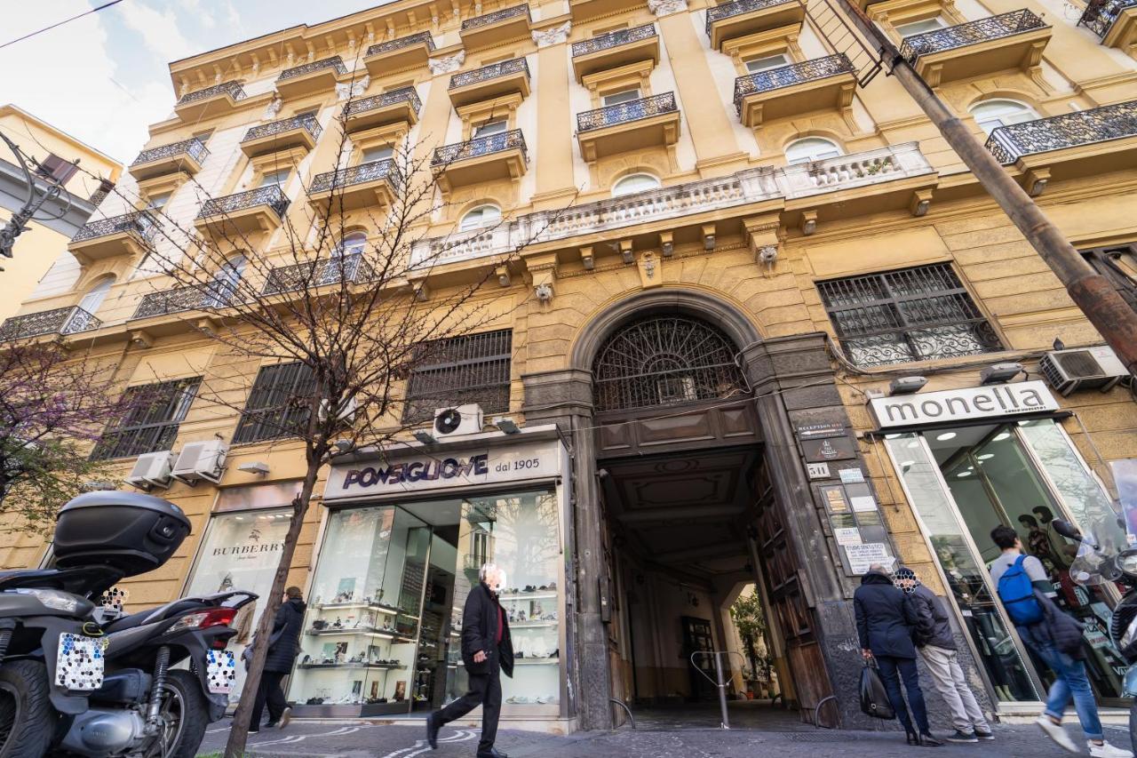 Готель Royal House Napoli Centro, By Clapa Group Екстер'єр фото